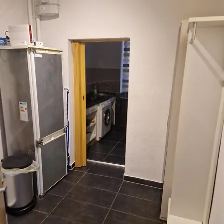 Appartement Fuer Bis Zu 6 Personen Naehe Cannstatter Wasen, Porsche-arena, Mercedes-benz Arena Stadion *